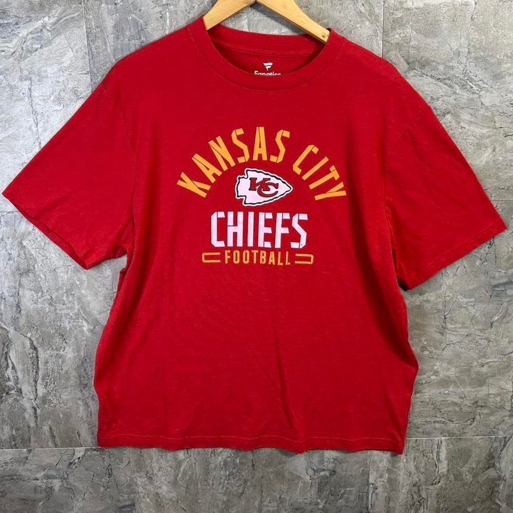 Fanatics Kansas City Chiefs red and yellow‎ cotton sportswear tee Men's XL